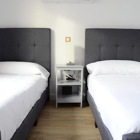 Casa En Alquiler Vacacional En Alcalá de Henares Buitenkant foto