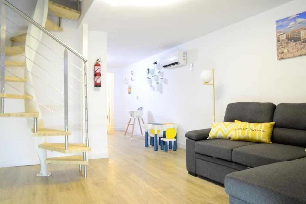 Casa En Alquiler Vacacional En Alcalá de Henares Buitenkant foto