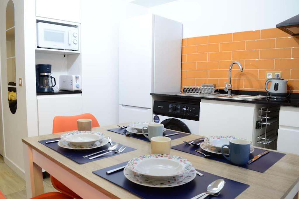 Casa En Alquiler Vacacional En Alcalá de Henares Buitenkant foto